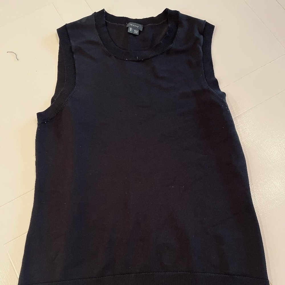 Theory knitted vest